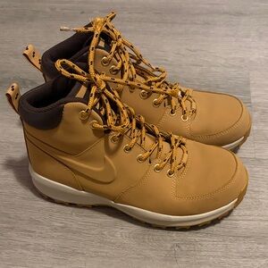 Nike Men's Brown Outdoor Boots